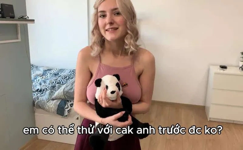 Người tình nhờ anh trai giúp vì chưa có kinh nghiệm để làm tình với bạn trai