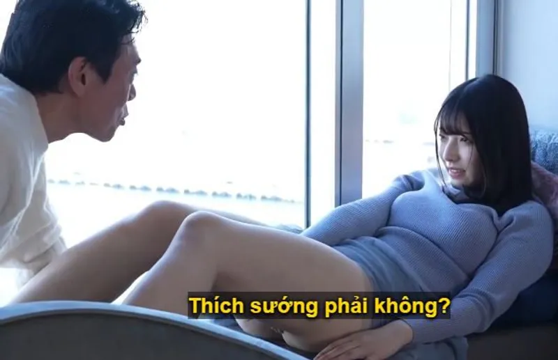 Sự chạm trán giữa ông chú lớn tuổi và cô diễn viên trẻ mới chân ướt chân ráo tại quán trọ sang trọng